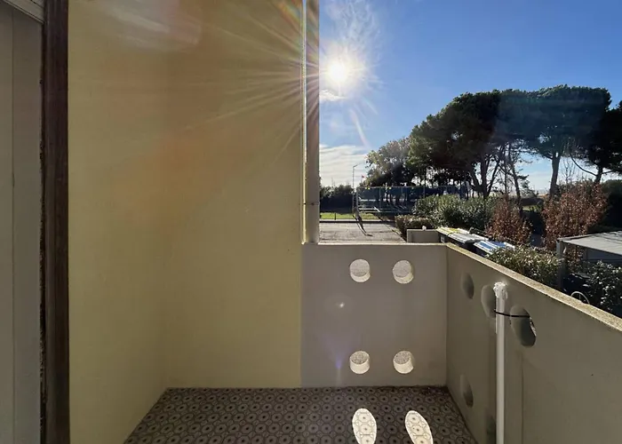 With Side Sea View דירה ביביונה