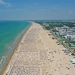 Apartman With Side Sea View