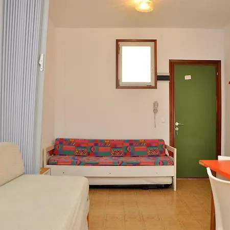 With Side Sea View * 비비오네