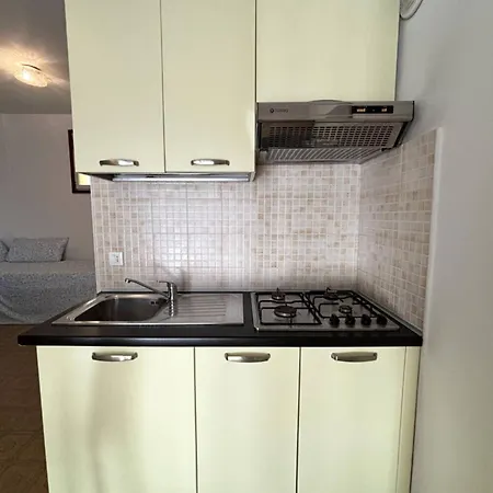 With Side Sea View *